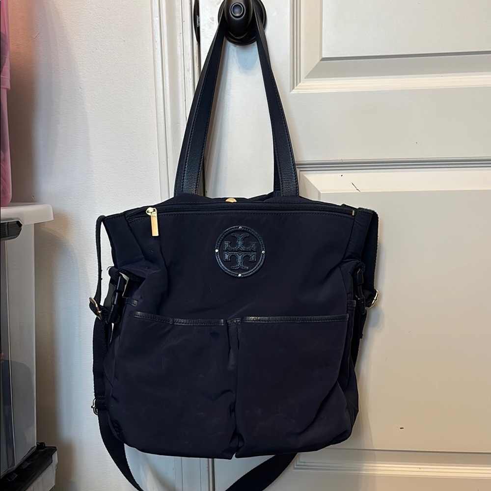 ✈️Tory Burch Navy Tote/Carry on/Diaper Bag/Beach tote